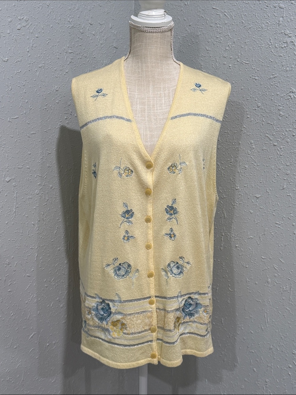 Napa Valley Yellow Floral Embroidered Button-Up Vest Size 1X Cottagecore